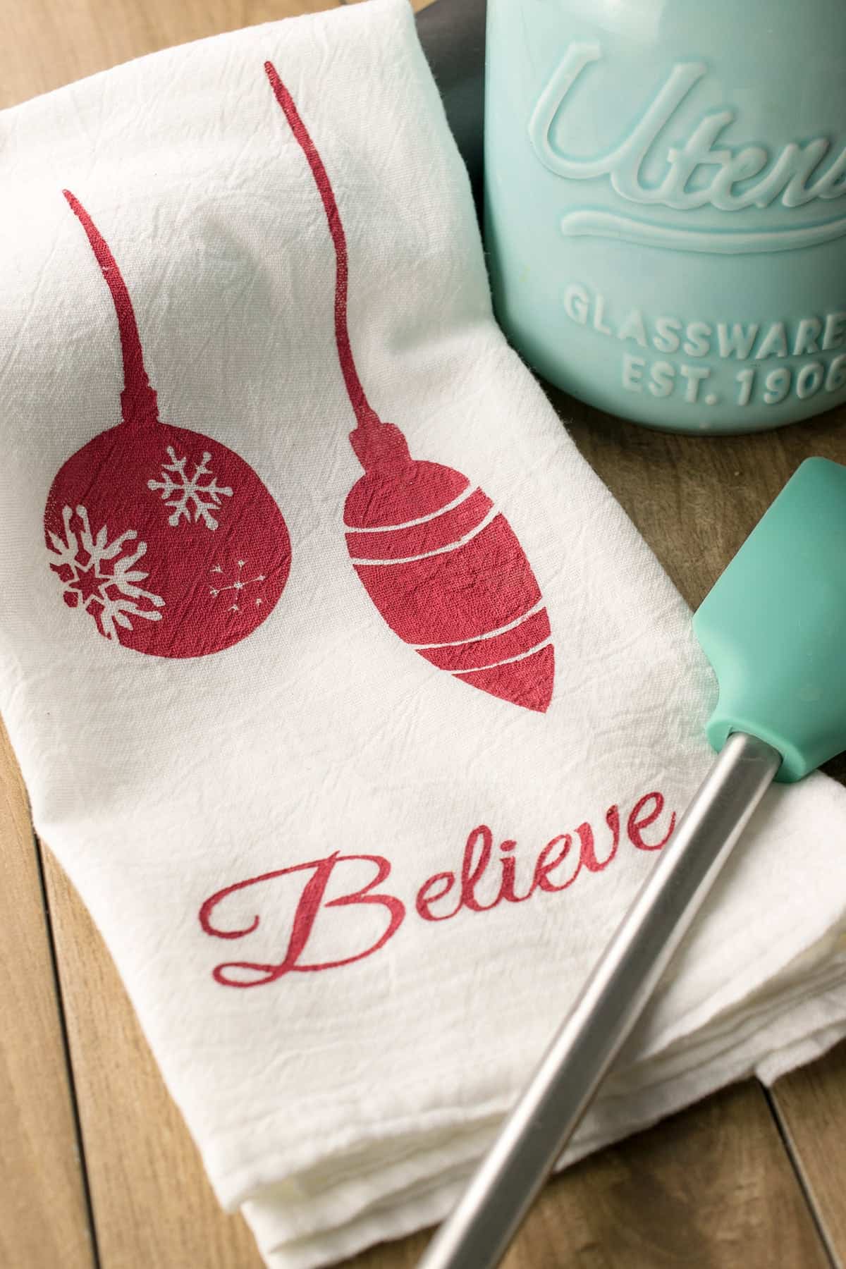 DIY Christmas Tea Towels with SVG download - Pazzles Craft Room