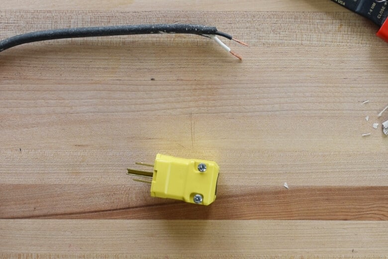 How To Fix Electrical Cords (2 prong & 3 prong)