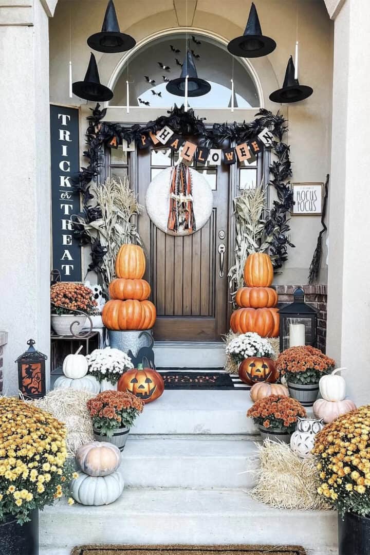 20+ Spooky Halloween Porch Decorating Ideas • Craving Some Creativity